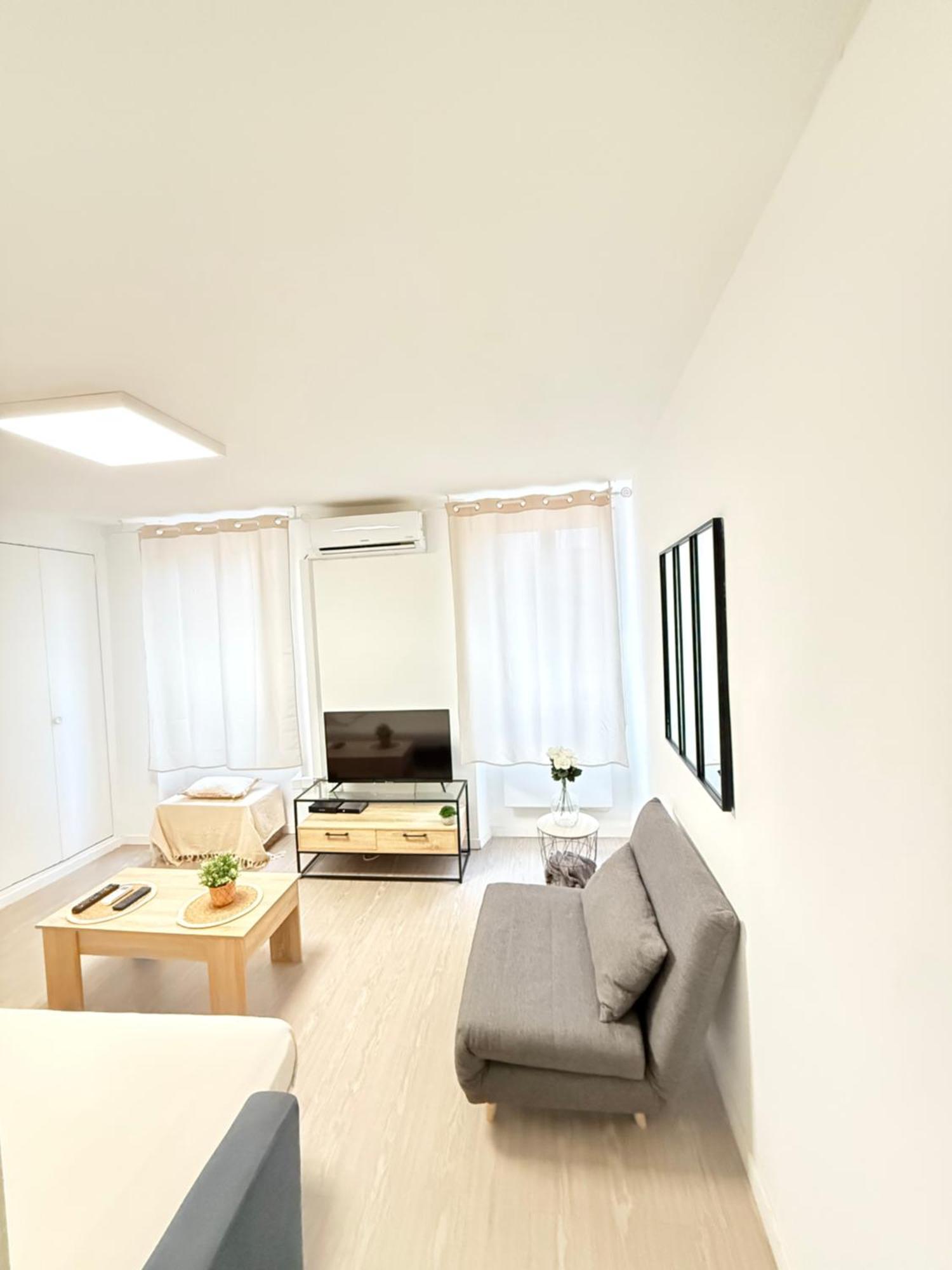 Cocon Marseillais, Centre-ville, Vieux-port - Rue Paradis, Renove, Climatise, 2pers Marseille